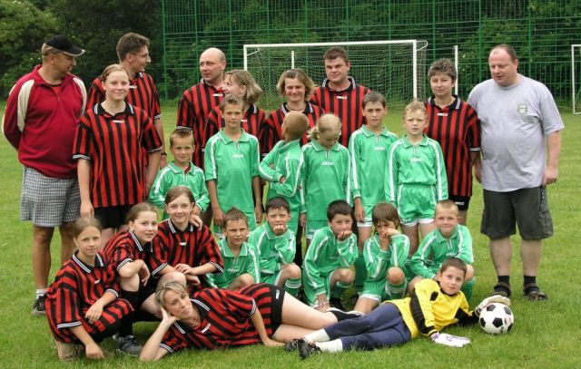 Benjam�nci 2004 - ukon�en� s rodi�i