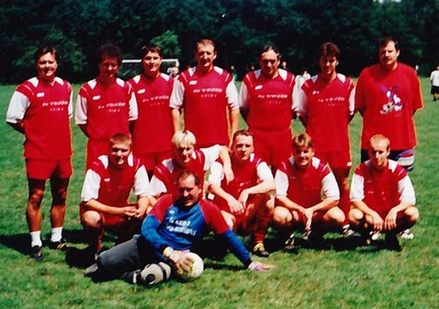 TURNAJ SLO�EK 1999 - LARY�